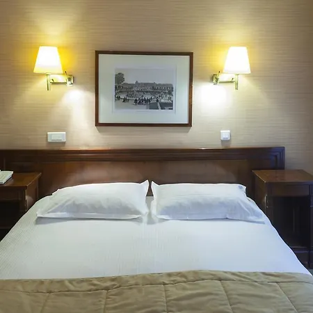 Du Palais Bourbon 3* Parigi