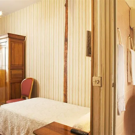 Du Palais Bourbon Hotel Parigi