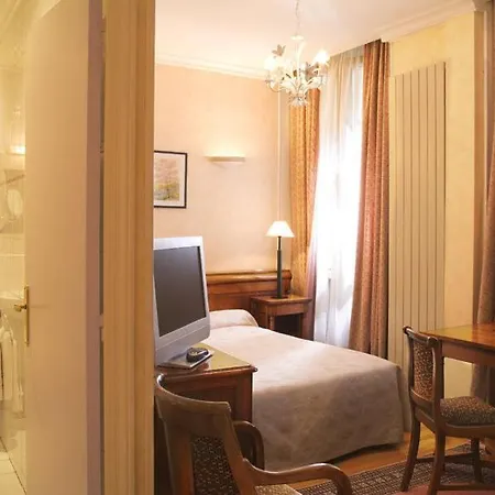 Du Palais Bourbon 3* Parigi