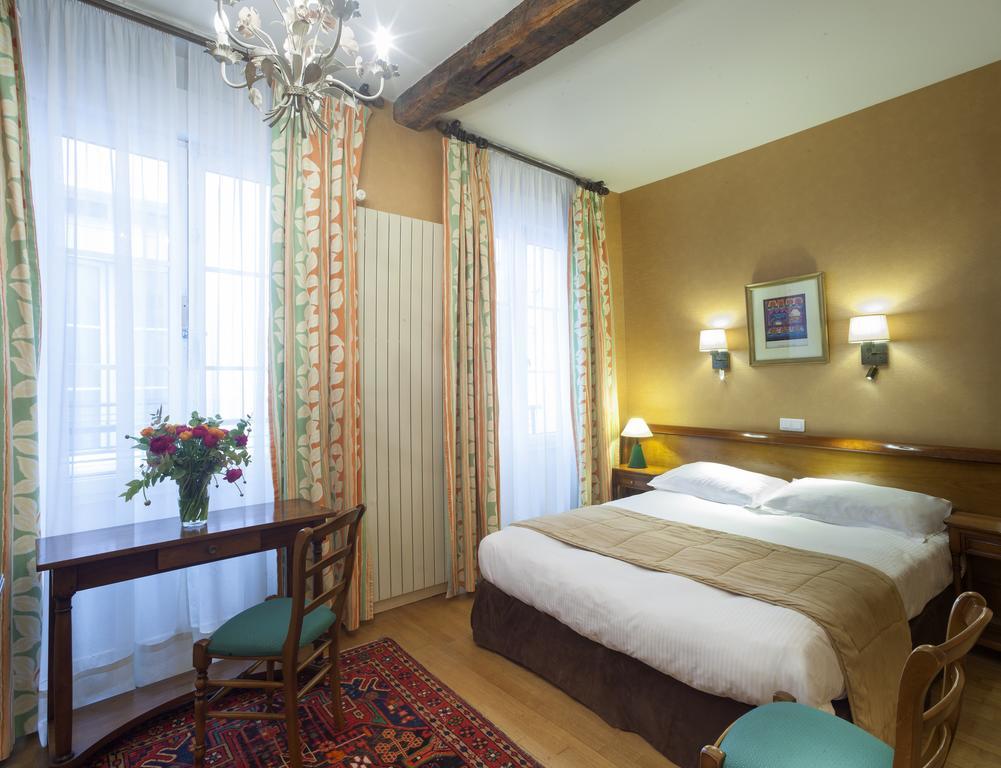 Du Palais Bourbon Paris