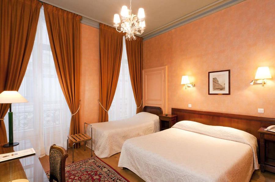 Du Palais Bourbon 3*